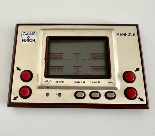 Nintendo game watch - &,
