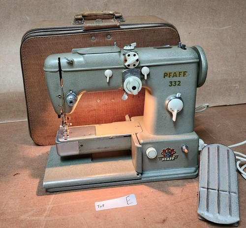 Pfaff 332 sewing machine - sewing, w/