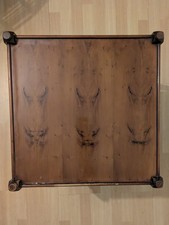 Antico tavolino a due livelli