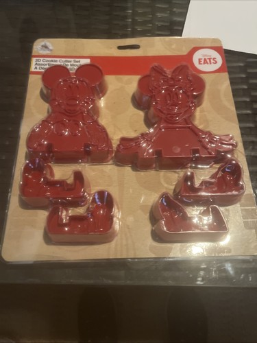 Disney eats set tagliabiscotti - disney,