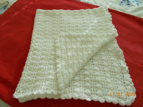 Baby shawl hand crochet - , in