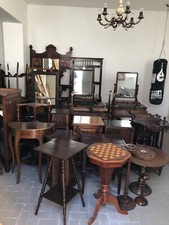 Mobili antichi nuovi: noce