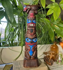 Autentico totem in legno