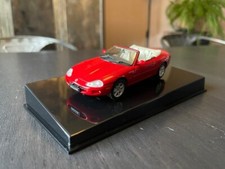 AUTOart Jaguar XK8 Cabrio