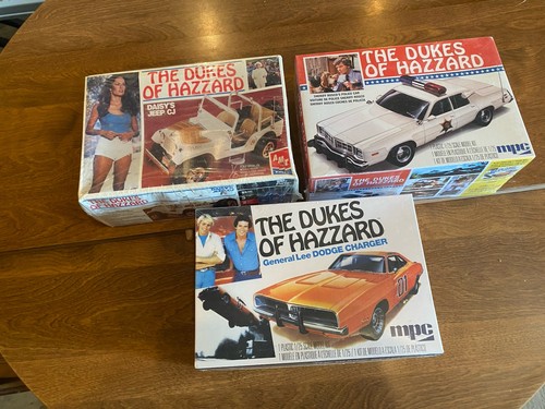 The dukes hazzard general - dukes,