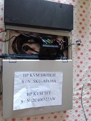 Kvm switch - hp, tft