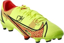 Tacchetti gialli firmati