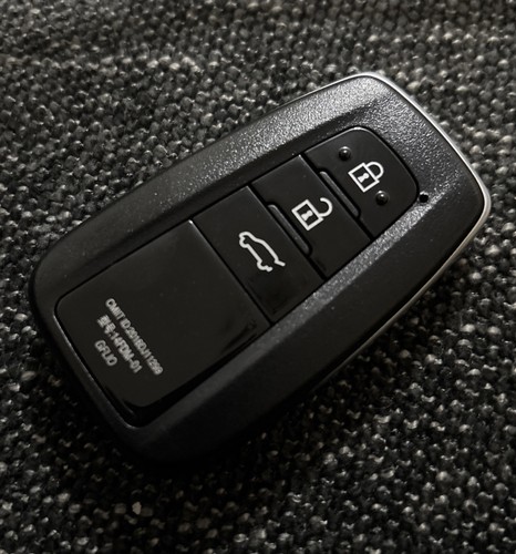 Toyota land cruiser - land, prado