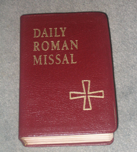 Daily roman missal sunday - missal, :