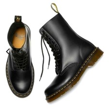 Dr. Martens 1490 smooth