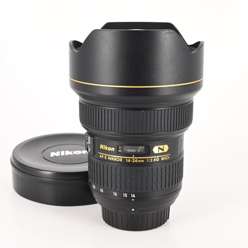 Nikon nikkor 24 - nikkor, mm