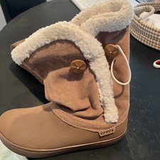 Stivali donna marroni crocs