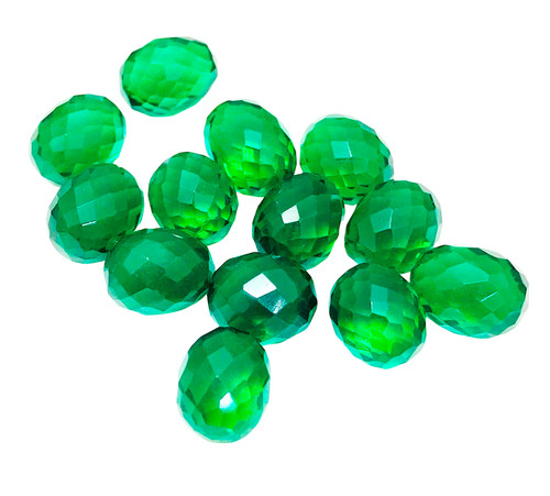 Pezzi pietra preziosa - pietra,