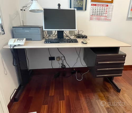 Scrivania olivetti synthesis - scrivania,