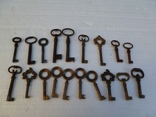 Lotto  VECCHIE CHIAVI IN FERRO