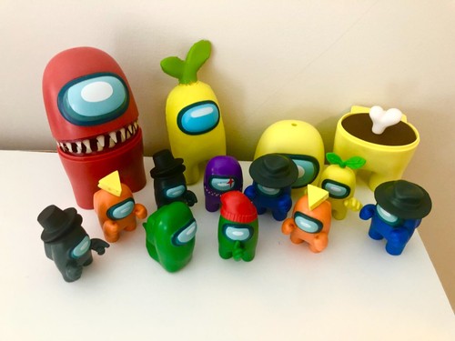 Among action figure set - us,