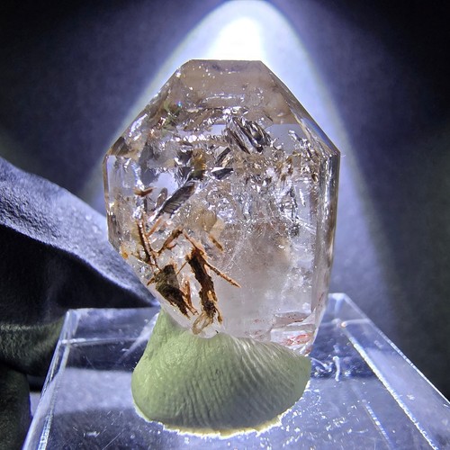 Quarzo fumé fantasma