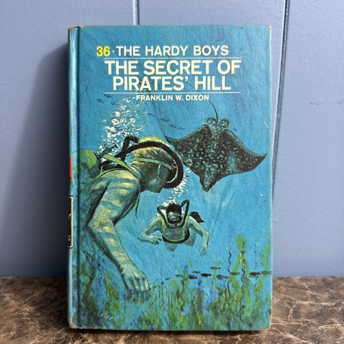 Vintage 1972 hardy - hardy, book