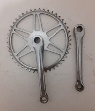 Guarnitura bici uomo sport, in acciaio, denti 46, chiusura con chiavelle