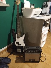 Basso Elettrico Eko+Amplificatore+Borsa