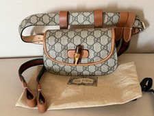 Gucci -GG Supreme Monogram Web