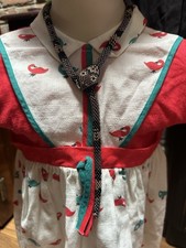 Collana e bracciale stile