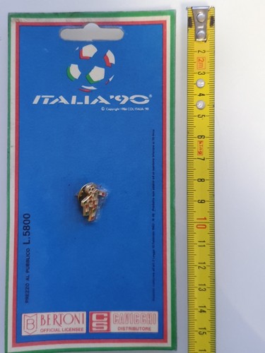 Pins spille italy - logo,