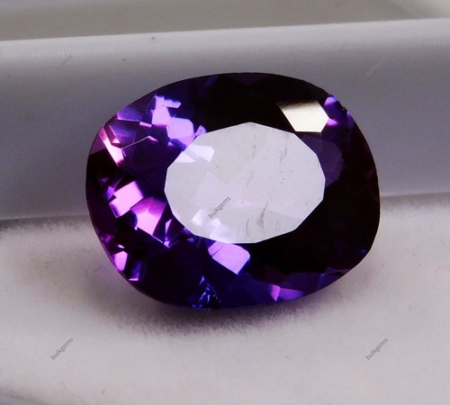 Cuscino viola tanzanite