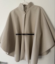 Poncho cappotto beige con