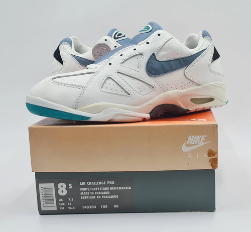 Nuovo vintage 1993 nike - *nuovo*,