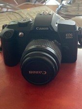 Macchina fotografica reflex Canon EOS  5000    obbiettivo 38-76 mm usata ottime 