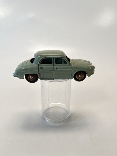 Renault dauphine 24e - 24e, verde