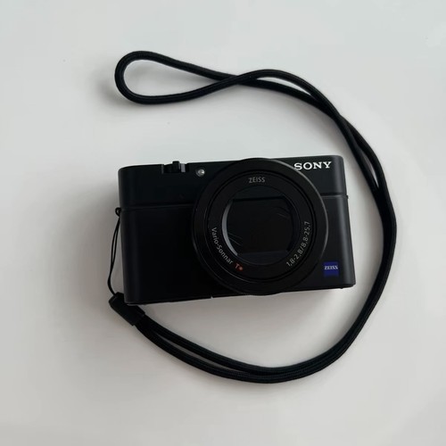 Nuova fotocamera digitale - 90%nuova,