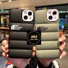 Cover Iphone 11 12 13 14 a forma di piumino North Face