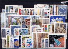 2005 Repubblica annata completa 64 val. + 2 BF nuovi **