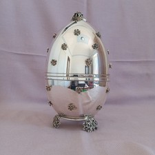Uovo porta gioie in argento