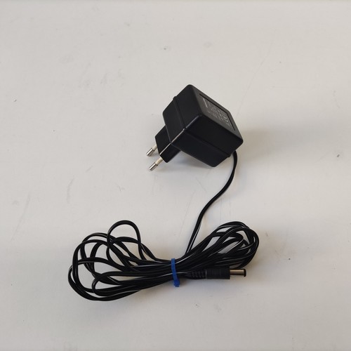 Alimentatore adattatore