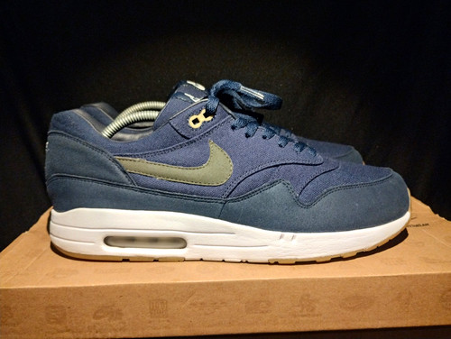 Rare nike sneaker - rare, a.p.c.