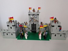 Lego Vintage Castle Lion Set