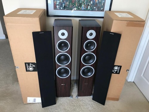 Pair matched dynaudio - matched, speakers