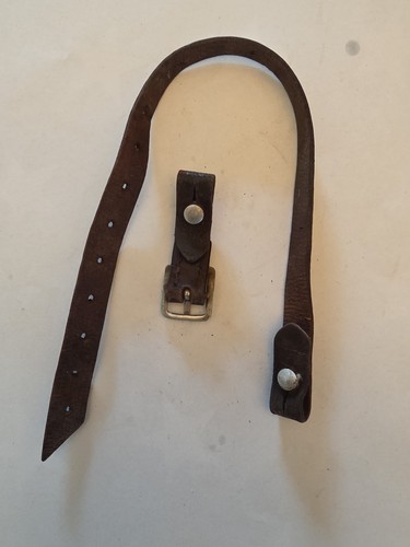 Elmetto tedesco chinstrap