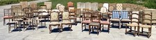 Grande, importante stock di mobili, sedie e poltrone di antiquariato