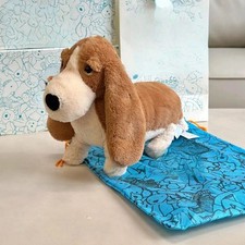 JE New Randall Basset Hound