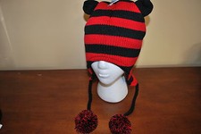 CAPPELLO POM POM NUOVO CON