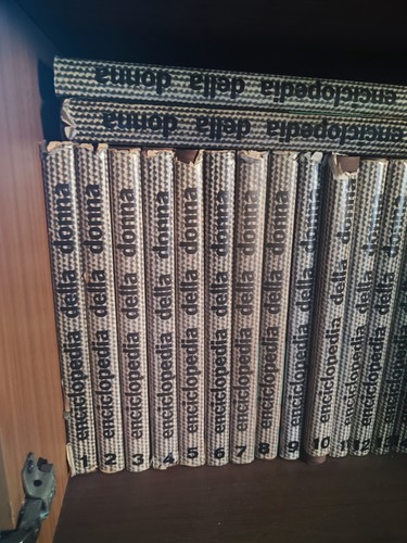 Enciclopedia della donna - della,