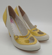 Vintage pin couture - vintage,