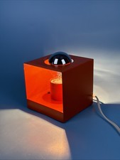 Lampada da tavolo/parete Cube