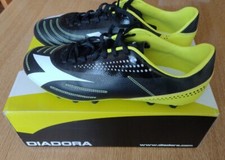 diadora 750 III PLUS MD PU