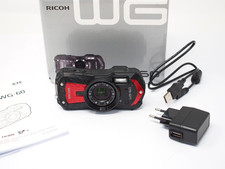 Fotocamera digitale compatta impermeabile rossa Ricoh WG-60 16MP testata