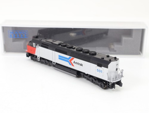 Kato 176 9205 locomotiva - n,